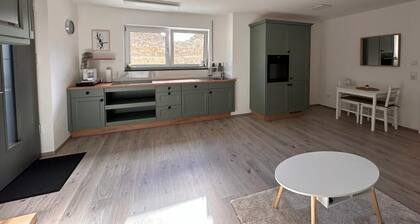 Liebevoll und Gemütlich Eingerichtete Ferienwohnung Nahe Bodensee!