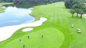 Vue sur le parcours de golf