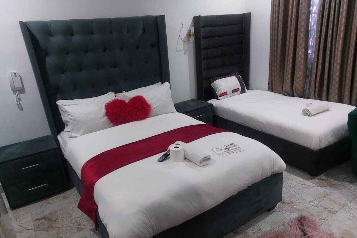ห้องแฟมิลี่ | โต๊ะทำงาน, Wi-Fi ฟรี