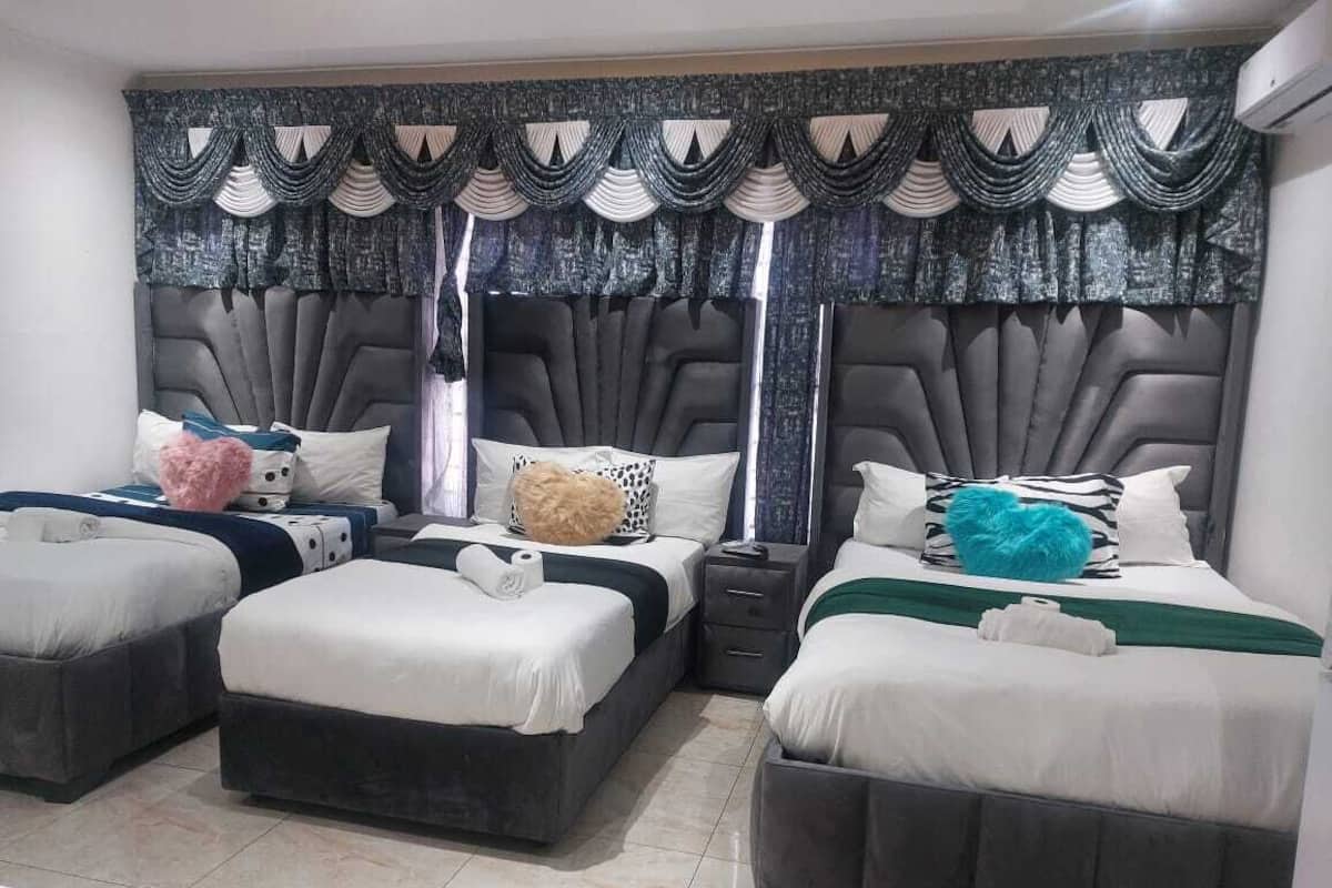 Family Room, Multiple Beds | 1 bedroom, desk, free WiFi