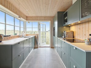 Fridge, microwave, dishwasher, cookware/dishes/utensils