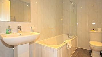 Comfort Twin Room | Bathroom