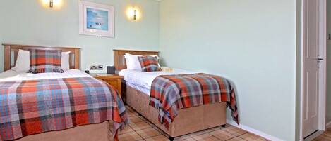 Comfort Twin Room | Free WiFi