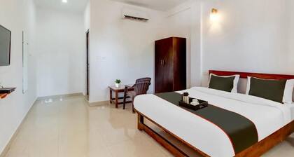 Aqua Wave by YogiTree Hotels