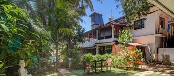 Aqua Wave by YogiTree Hotels