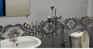 Shower, towels