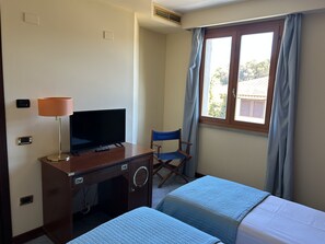 1 camera, Wi-Fi, lenzuola