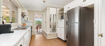 Large Kelso Family Home - Flexible Bedding