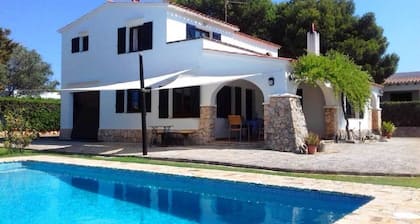 Villa Privada CON Piscina Y Jardín, A 100 Metros DE LA Playa