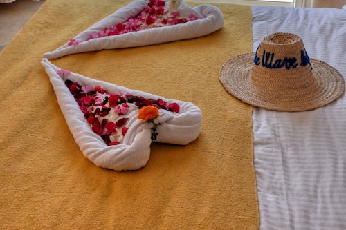 Double Room, Ensuite, Pool View | Free WiFi