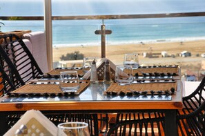 Restaurant - BLUE WAVE LODGE  (Tamri)