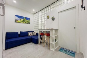 Interior - Ballaro's Vibe (Palermo)