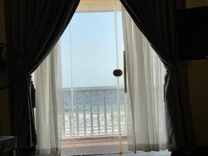 Interior - Executive Oceanfront Suite, Eleko, Lagos, Nigeria

 (Lekki)