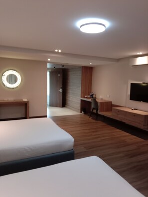 Executive Twin Room, 2 Queen Beds | Desk, laptop workspace, free WiFi, bed sheets - HOTEL BEKAL INTENATIONAL (Hosdurg)