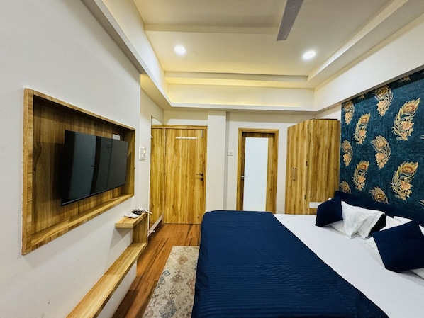Deluxe Double Room | City view - Hotel Shree Mahakal Krapa (Ujjain)
