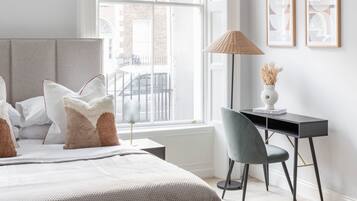 Studio | Iron/ironing board, free WiFi