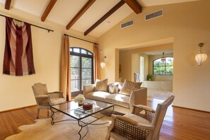 House | 5 bedrooms - Arcos Del Mar Beachfront (Nacascolo)