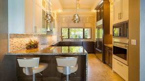 Ảnh chưa phân loại, 2 trong số 45 ảnh, nút