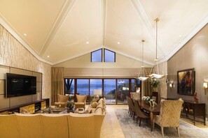 House, Smoking - Vista de Oro Ocean Views Glamorous Home (Nacascolo)