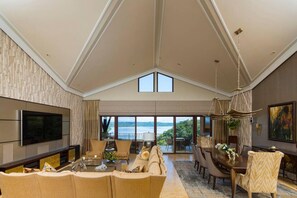 Apartment - Vista de Oro Ocean Views Glamorous Home (Nacascolo)