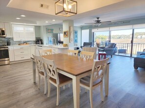 Dining - Inlet Point 14A offers Beautiful Marsh Views and Easy Creek Access (Pawleys Island)