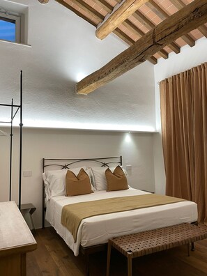 Camera Iole al secondo piano senza ascensore | Bộ trải giường bằng vải Frette của Ý, bộ đồ giường cao cấp 
