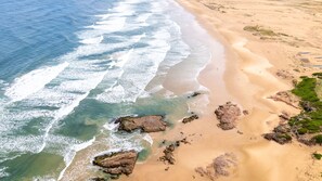 Beach nearby - Birubi Point House, 56 Ocean Ave - stunning water views, ducted air con (Anna Bay)