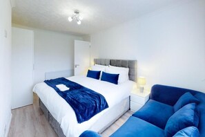 3 soverom, strykejern/-brett, wi-fi og sengetøy