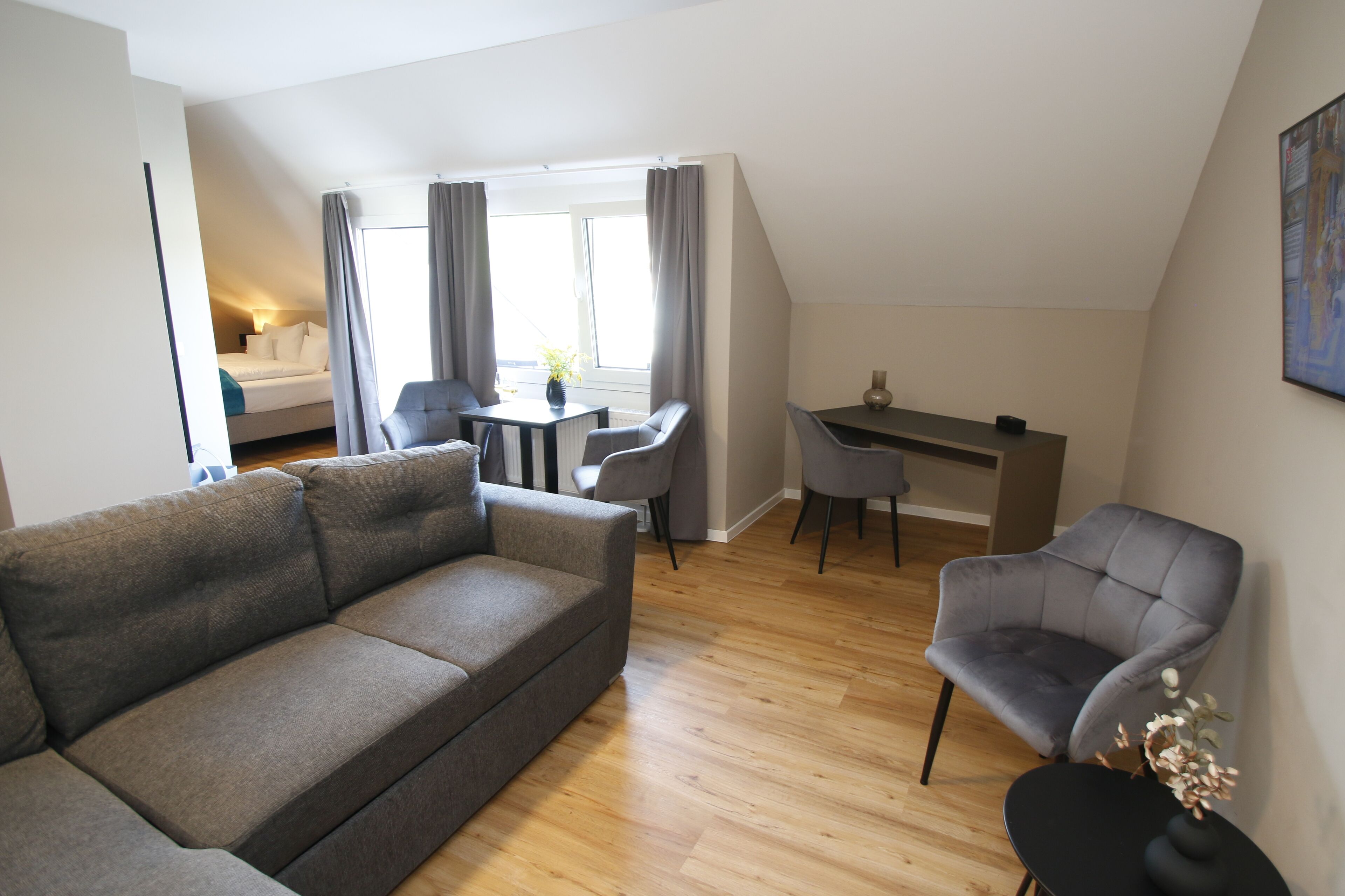 樓中樓客房 | 防敏寢具、迷你吧、房內夾萬、獨特設計