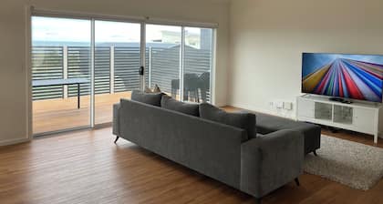 5 bedroom beachside house with ocean views in Marion Bay