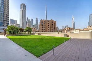 Property grounds - Vogue Downtown - Bellevue Tower Near Burj Khalifa & Dubai Mall (Dubai)