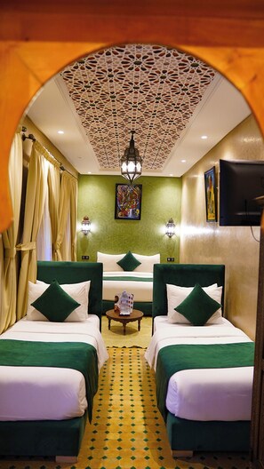 Deluxe Quadruple Room | Soundproofing, free WiFi - Touhfa Kasbah Marrakech (Marrakech)