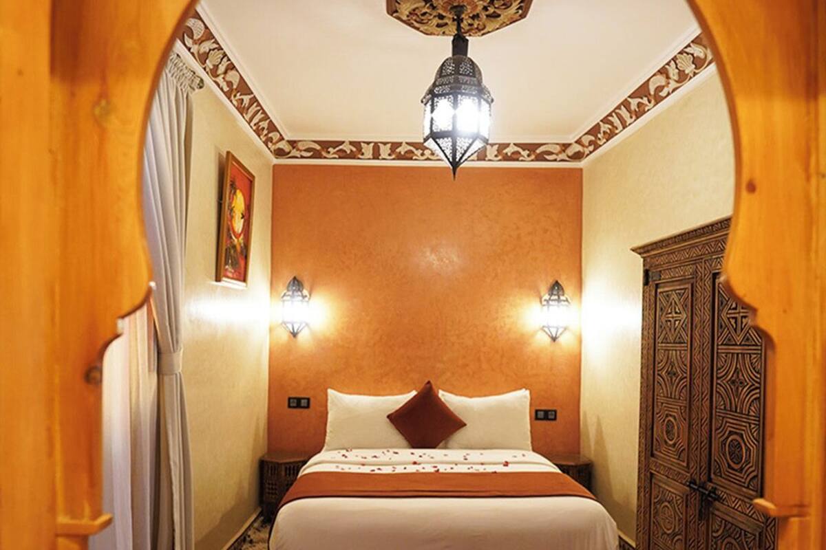 Quarto casal luxo, 1 quarto | 1 quarto, quartos à prova de som, Wi-Fi de cortesia