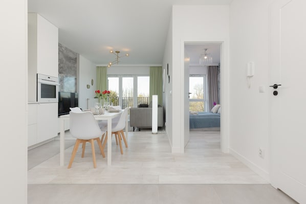 Microwave, oven, dishwasher, coffee/tea maker - Lux Apartment by Renters Prestige (Lodz)