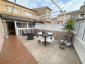 Outdoor dining - Casita Danita (Gran Alacant)