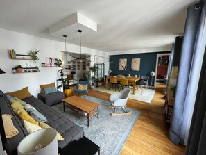 Interior - Appartement Avec Services Proche des Infrastructures des JO. Résidence Sécurisée (Levallois-Perret)