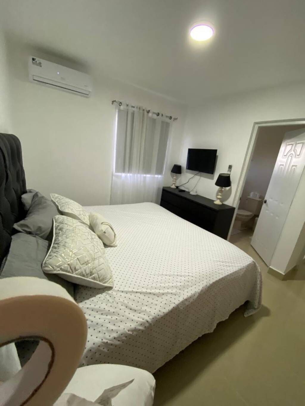 3 多间卧室、WiFi、床单