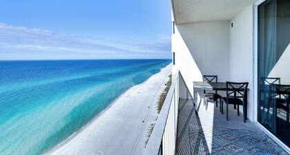 PCB Condo w/ Resort Amenities & Ocean Views