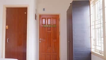 Standard Single Room | Free WiFi, bed sheets