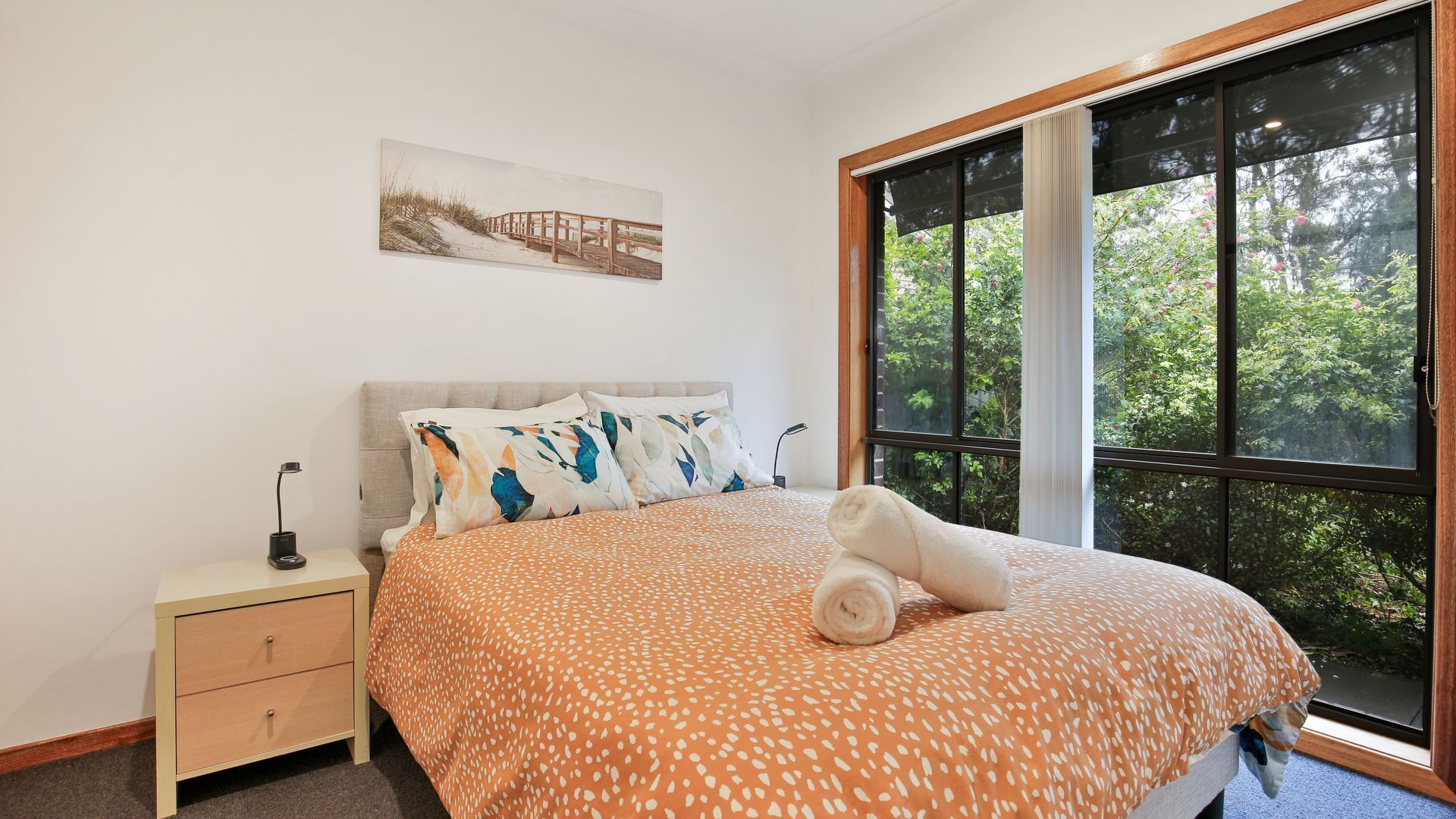 3 Schlafzimmer, Schreibtisch, Bügeleisen/Bügelbrett, Reisekinderbett