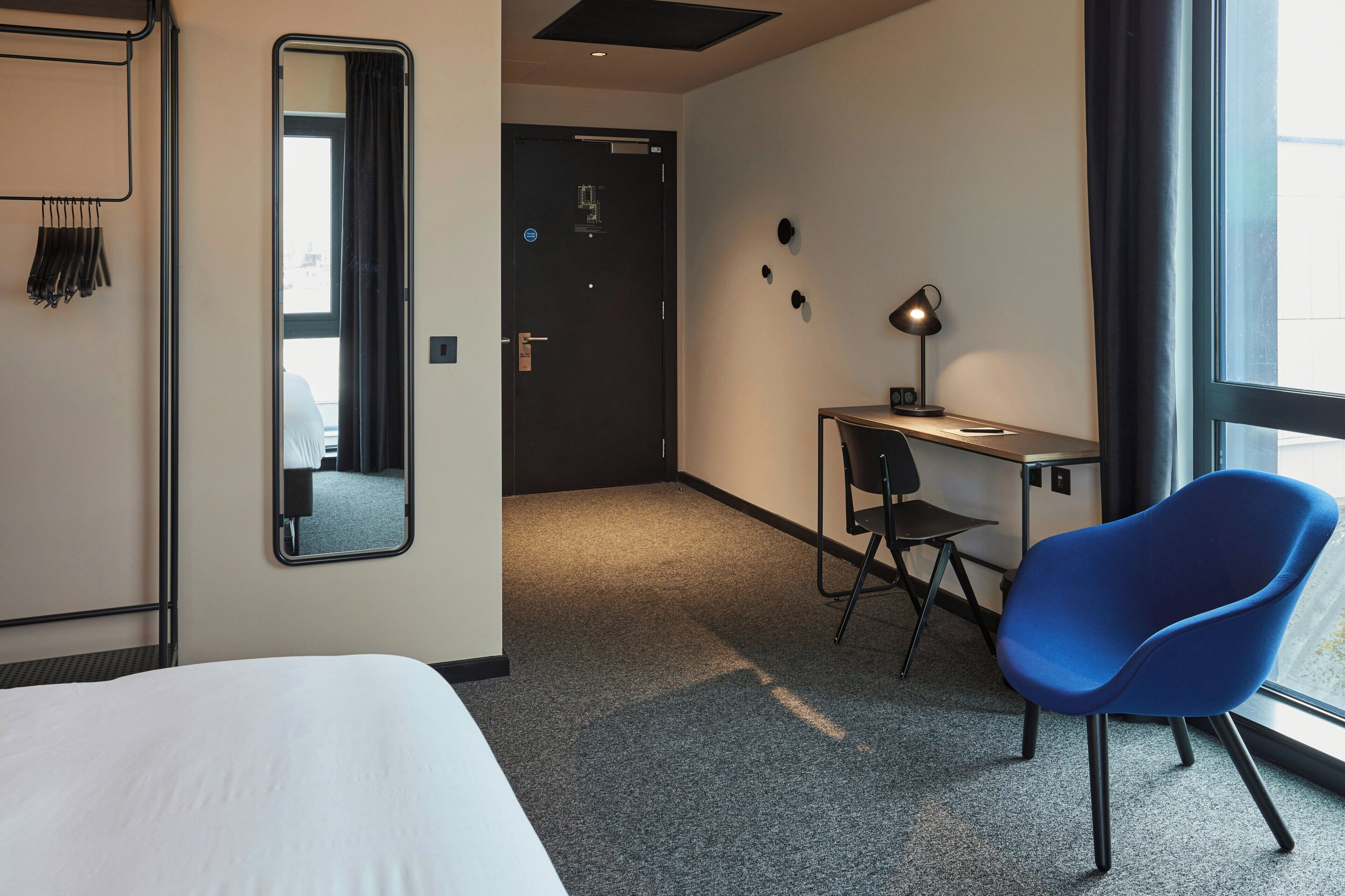 Deluxe Room (Disability Access) | Desk, laptop workspace, blackout drapes, free WiFi