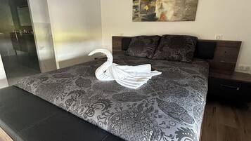 6 habitaciones y wifi