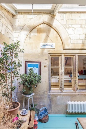 Dining - Artisan Hall: 4BD Stunning Grandeur in Cotswolds (Toddington)