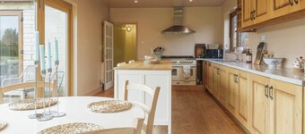 Charming 3BD Cotswolds Family Retreat