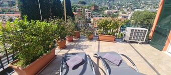 Turchino Apartments by PortofinoVacanze