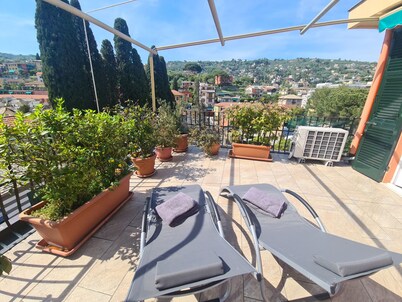 Turchino Apartments by PortofinoVacanze