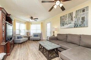 Televisión, chimenea