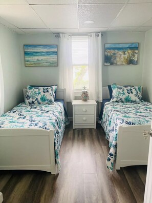 3 bedrooms, iron/ironing board, travel cot, free WiFi
