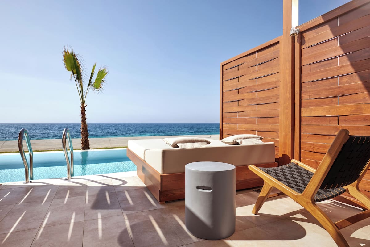 Superior Swim Up Sea View Room | Vista a la playa o el mar