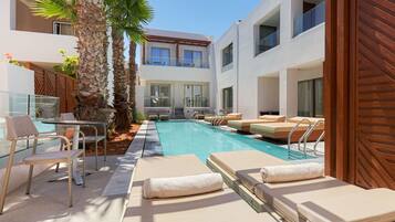 Double Swim Up Room | Zimmerausstattung